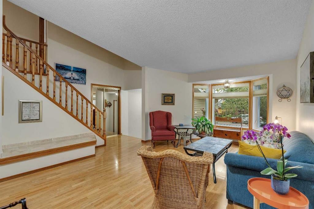 139 Shawnessy Drive Sw, Calgary, AB