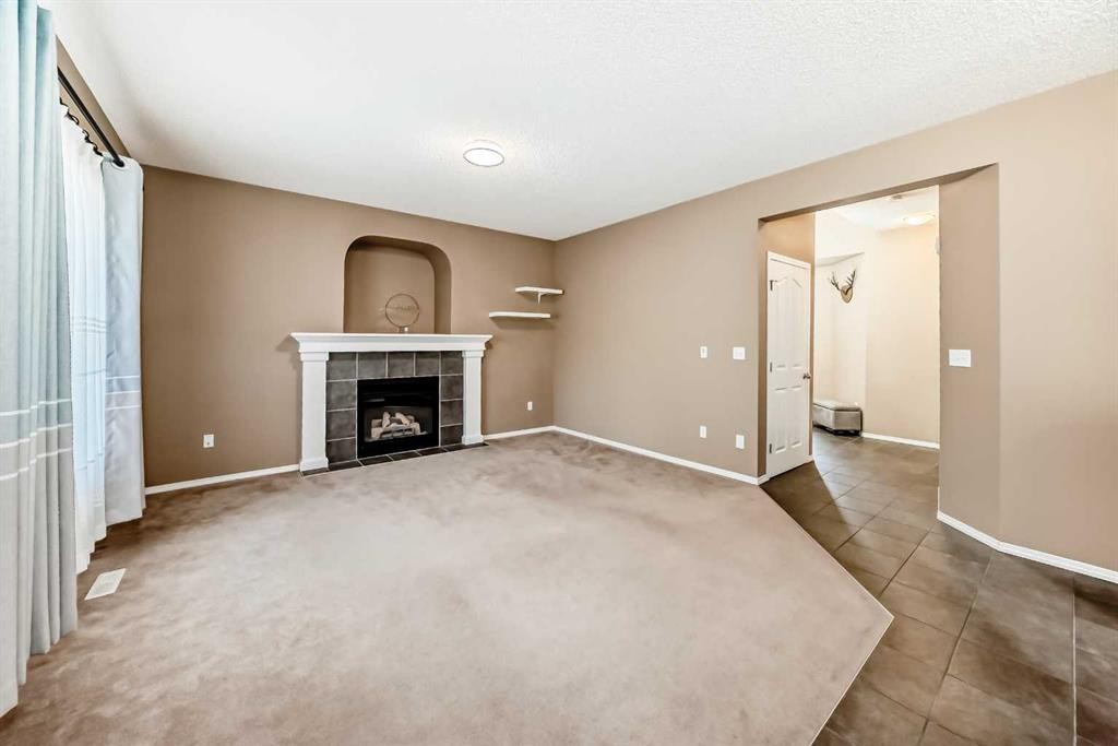 73 Royal Birch Way Nw, Calgary, AB