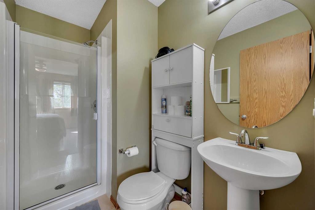 120 Rocky Vista Circle Nw, Calgary, AB