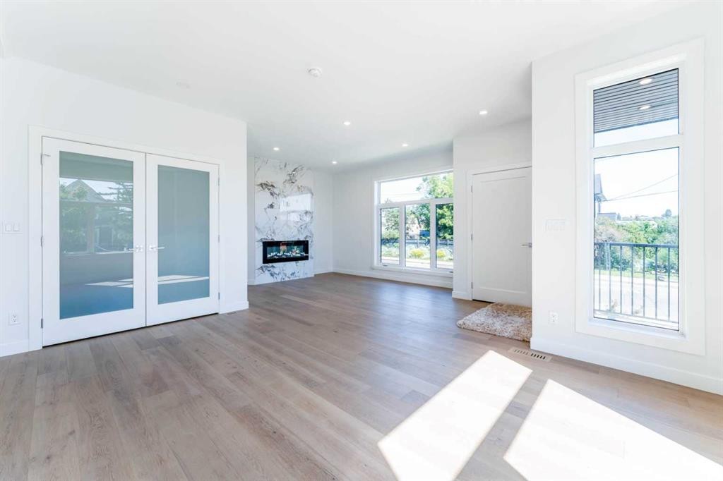 73 7 Street Ne, Calgary, AB