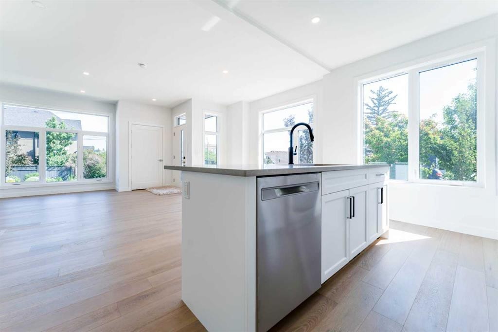 73 7 Street Ne, Calgary, AB