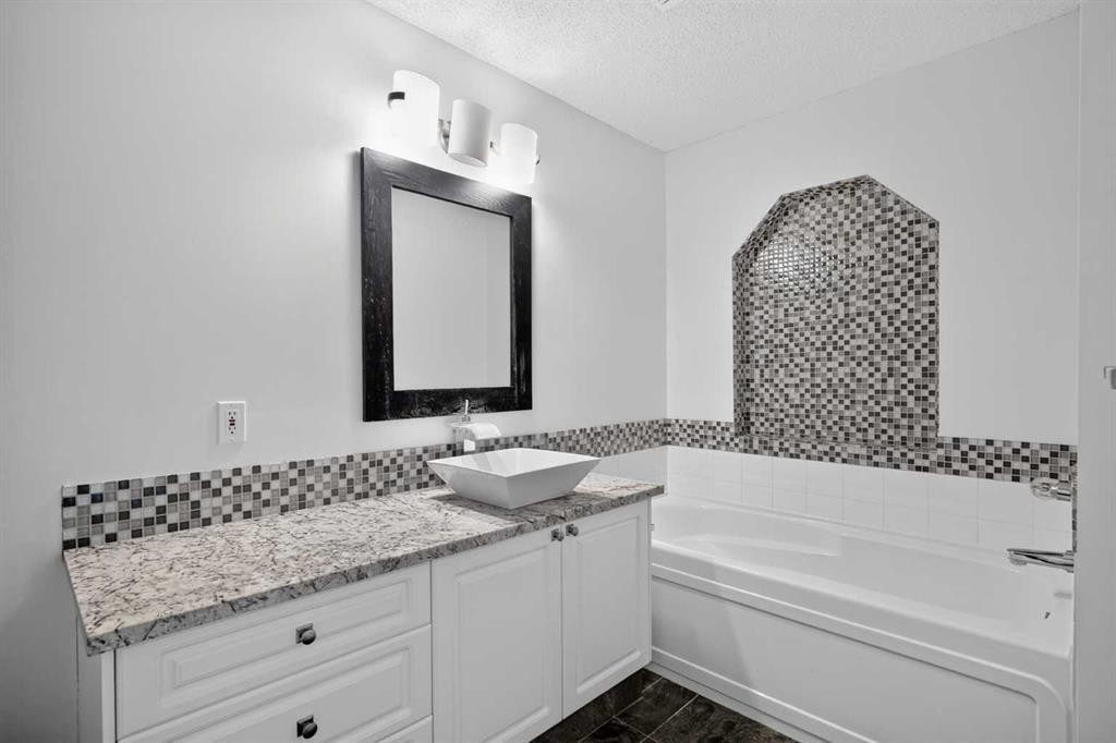 113 Mt Douglas Villas Se, Calgary, AB