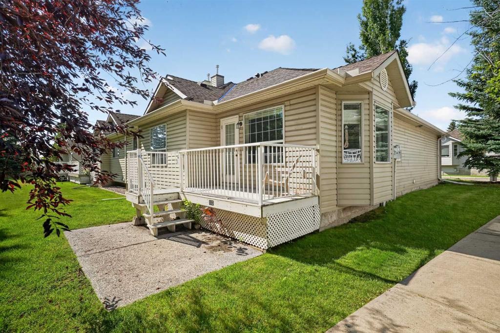 113 Mt Douglas Villas Se, Calgary, AB