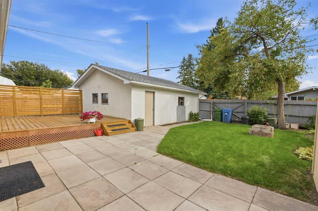 2835 63 Avenue Sw, Calgary, AB