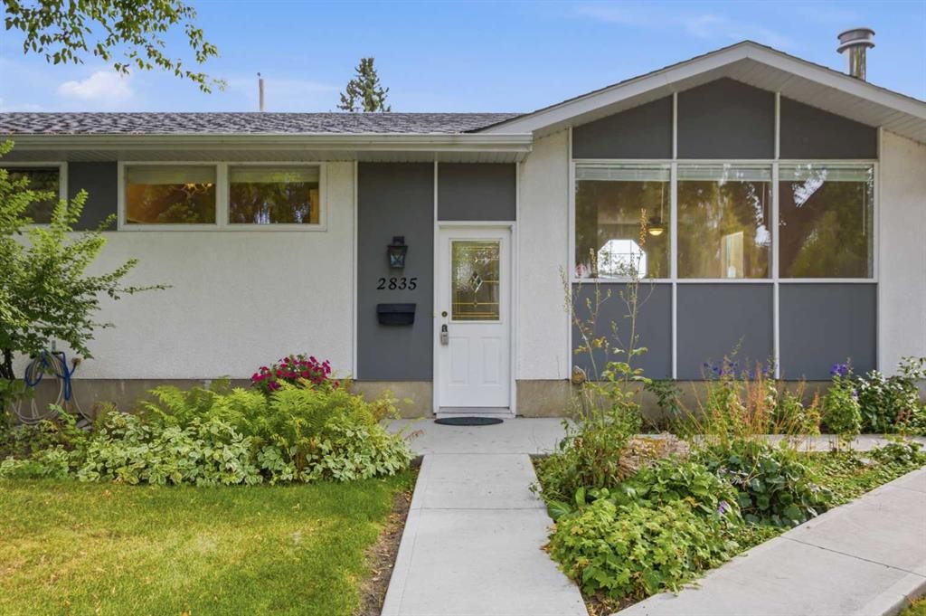 2835 63 Avenue Sw, Calgary, AB