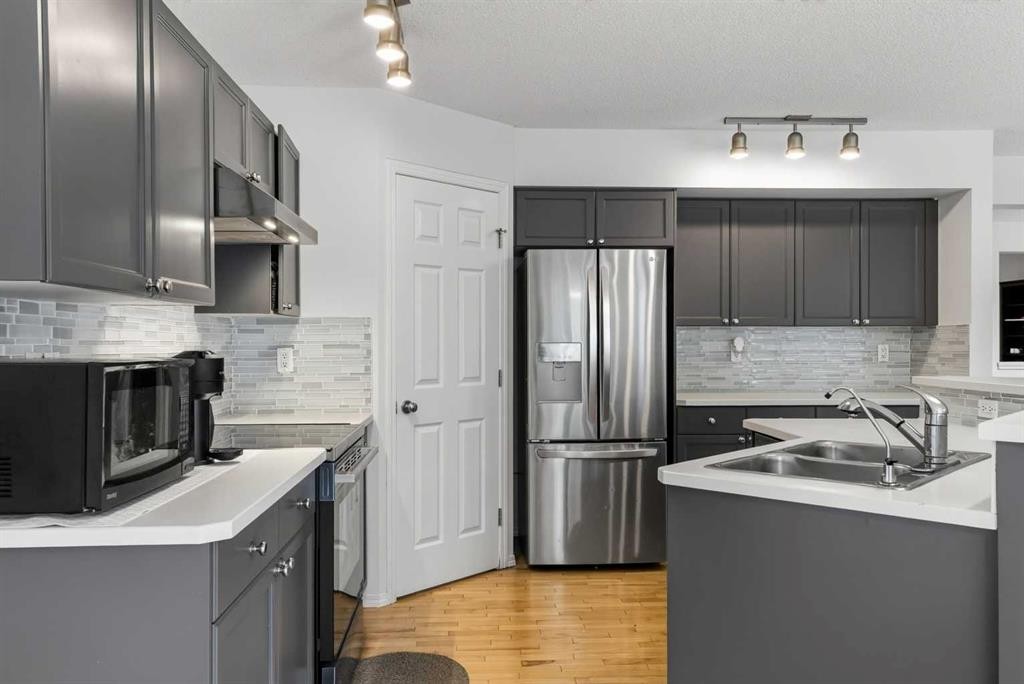 22 Evansbrooke Way Nw, Calgary, AB