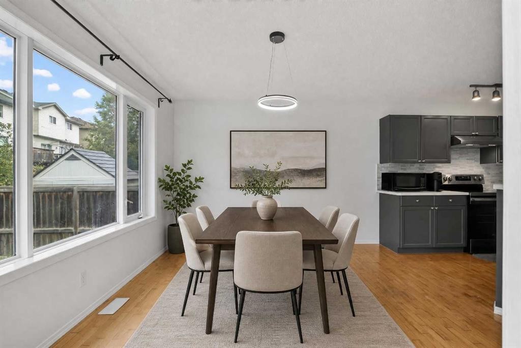 22 Evansbrooke Way Nw, Calgary, AB