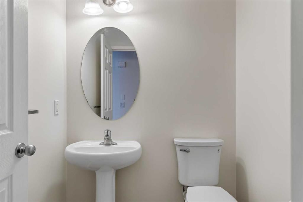 22 Evansbrooke Way Nw, Calgary, AB