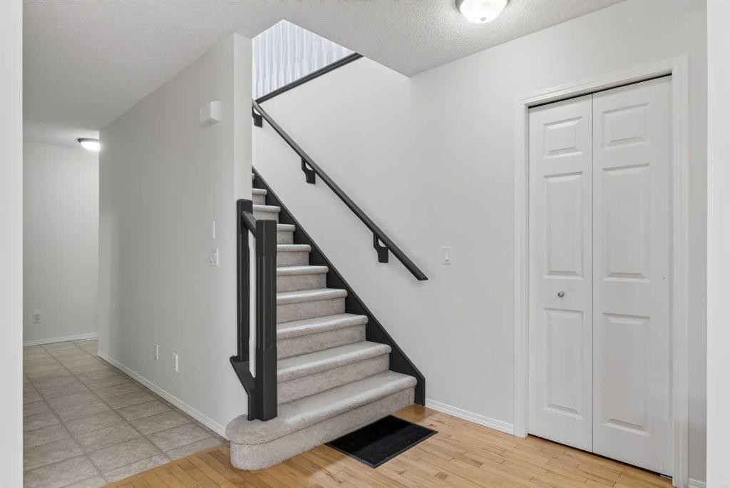 22 Evansbrooke Way Nw, Calgary, AB
