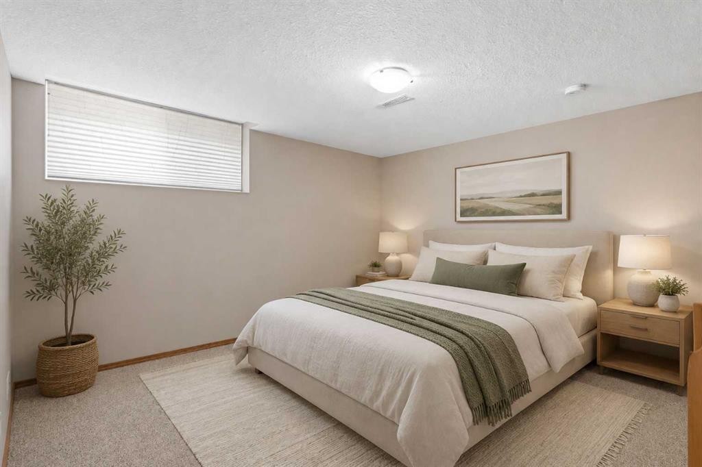 499 Highland Close, Strathmore, AB