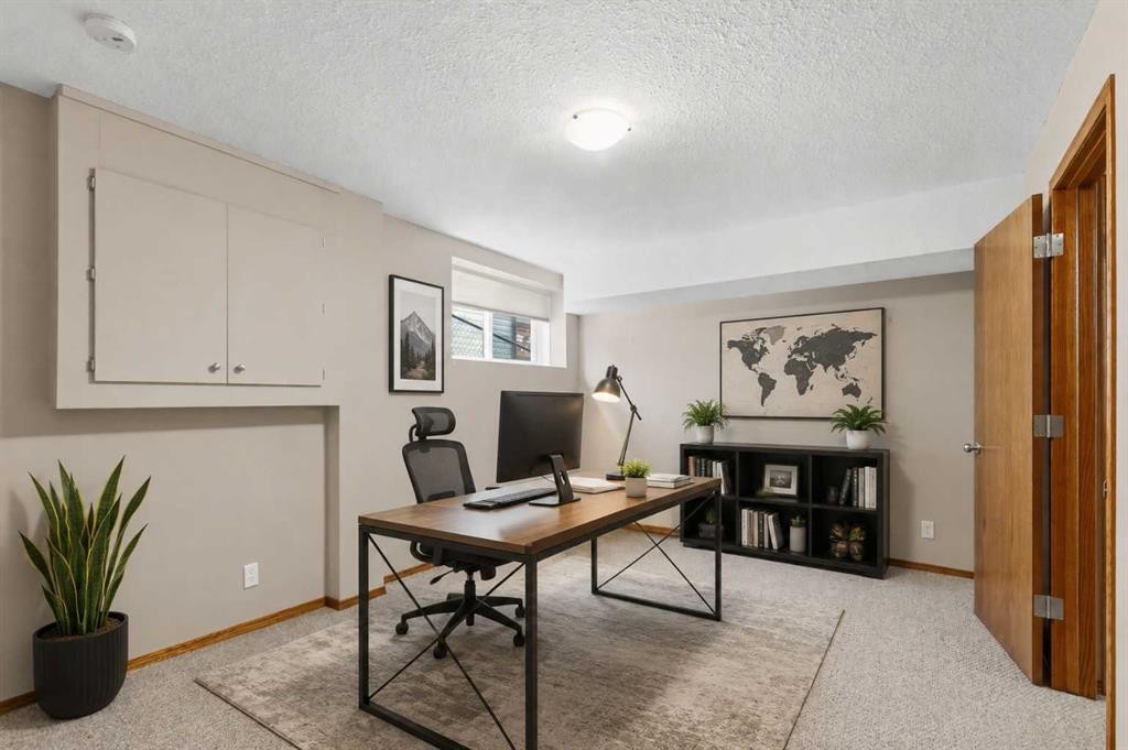 499 Highland Close, Strathmore, AB