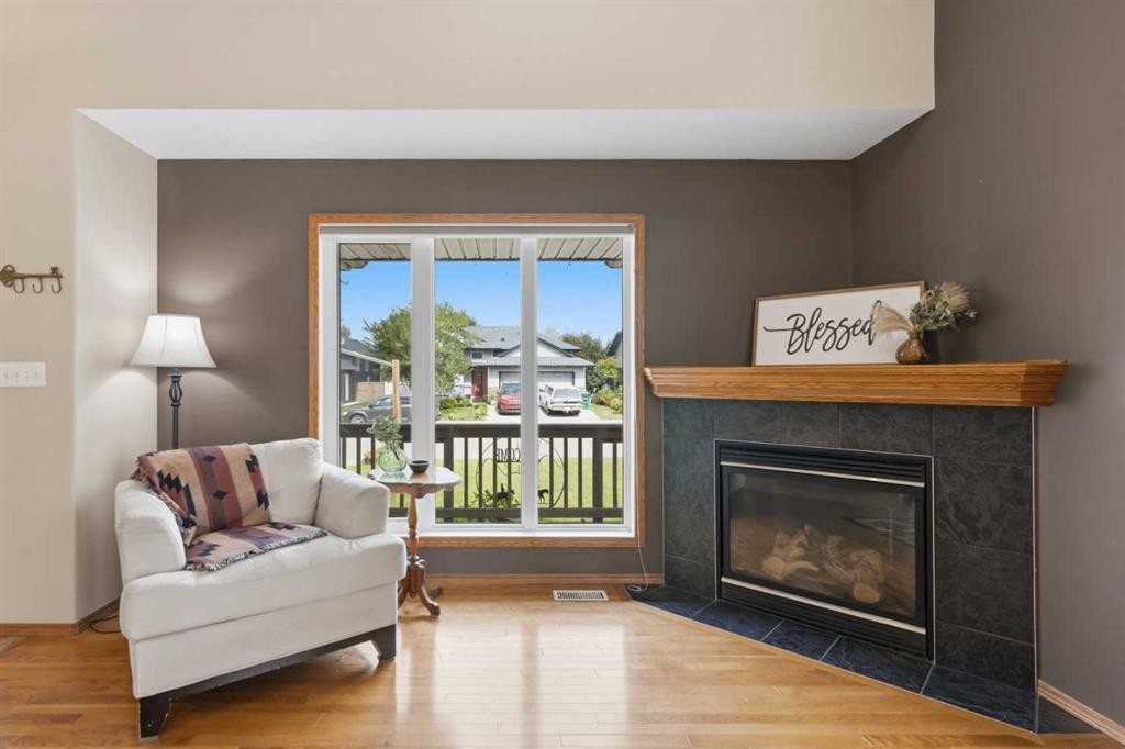499 Highland Close, Strathmore, AB
