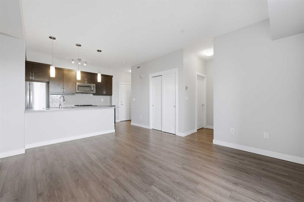 306-150 Auburn Meadows Manor Se, Calgary, AB