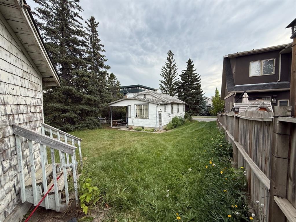 1902 33 Avenue Sw, Calgary, AB