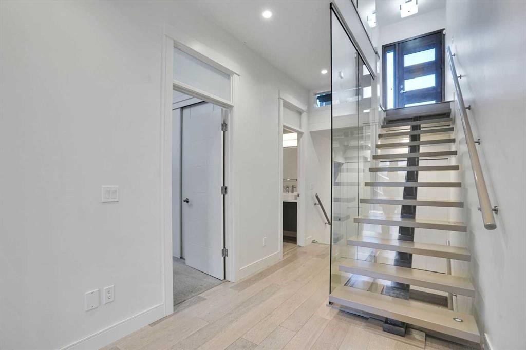 2505 21 Street Sw, Calgary, AB