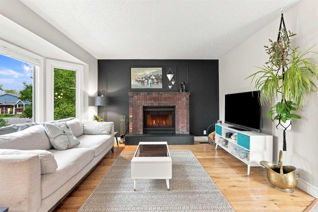 972 Riverbend Drive Se, Calgary, AB