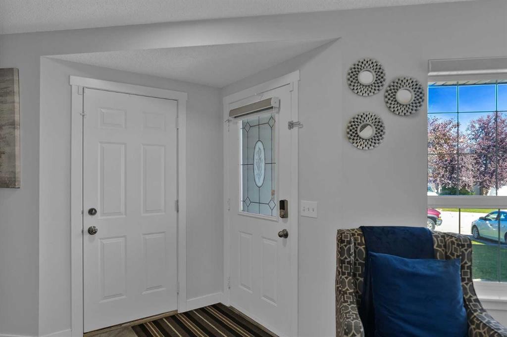 254 Hidden Spring Mews Nw, Calgary, AB