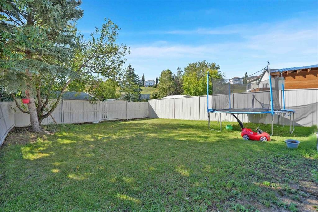 254 Hidden Spring Mews Nw, Calgary, AB