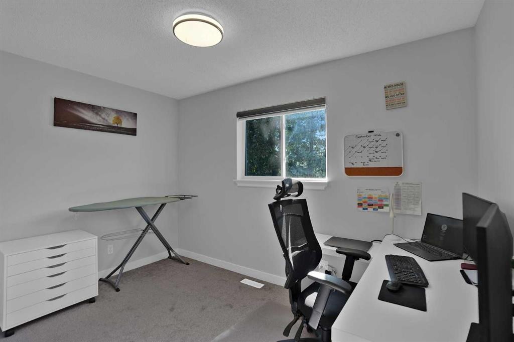254 Hidden Spring Mews Nw, Calgary, AB