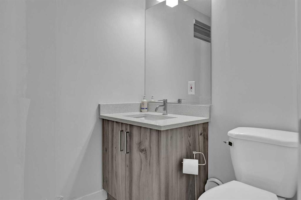 254 Hidden Spring Mews Nw, Calgary, AB