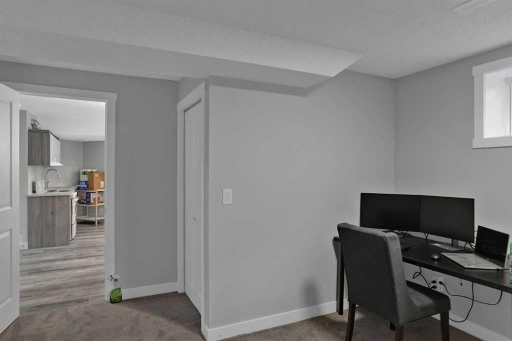 254 Hidden Spring Mews Nw, Calgary, AB