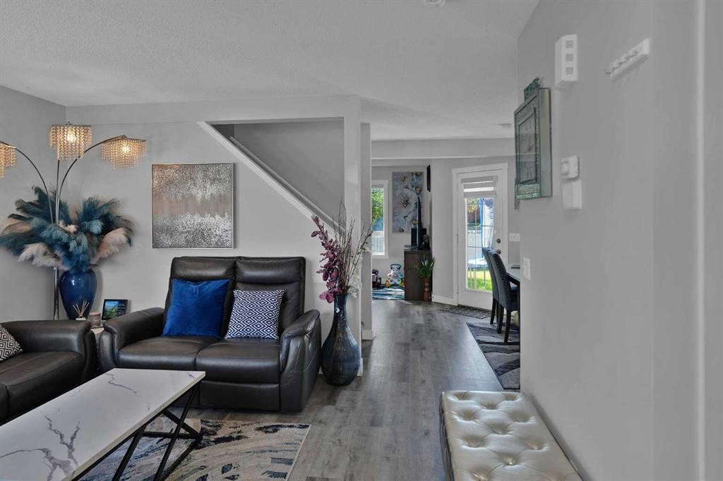 254 Hidden Spring Mews Nw, Calgary, AB