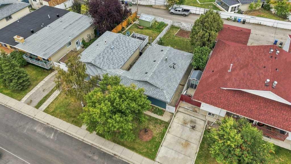 98 Huntwick Way Ne, Calgary, AB