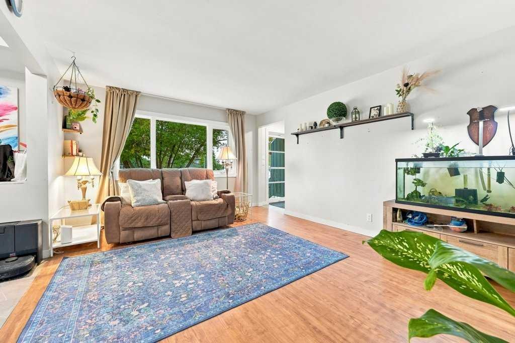 98 Huntwick Way Ne, Calgary, AB