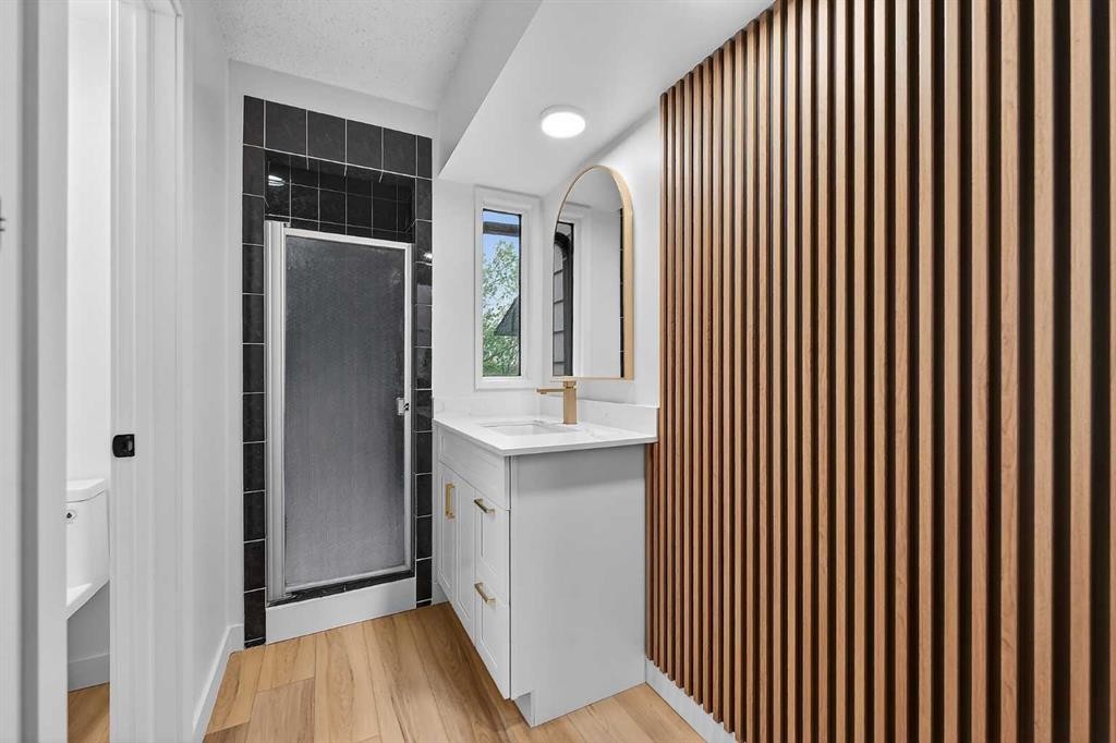 1091 Berkley Drive Nw, Calgary, AB