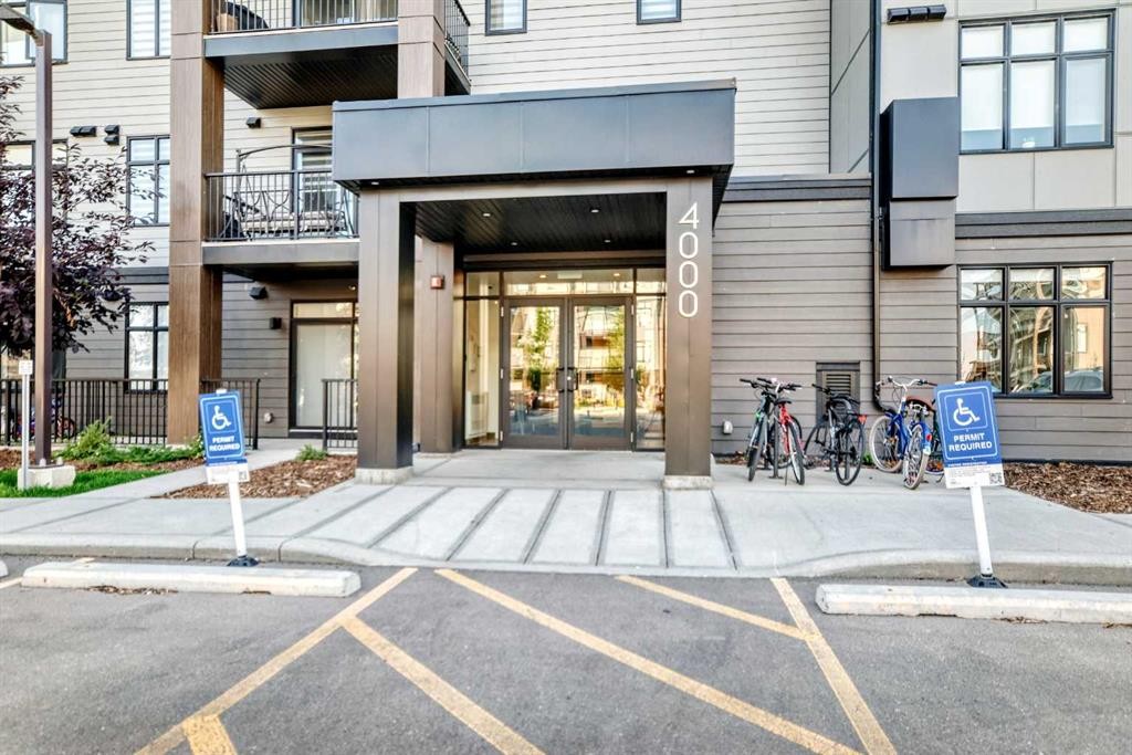 4208-200 Seton Circle Se, Calgary, AB