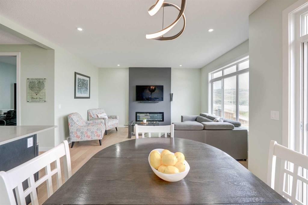 110 Precedence View, Cochrane, AB