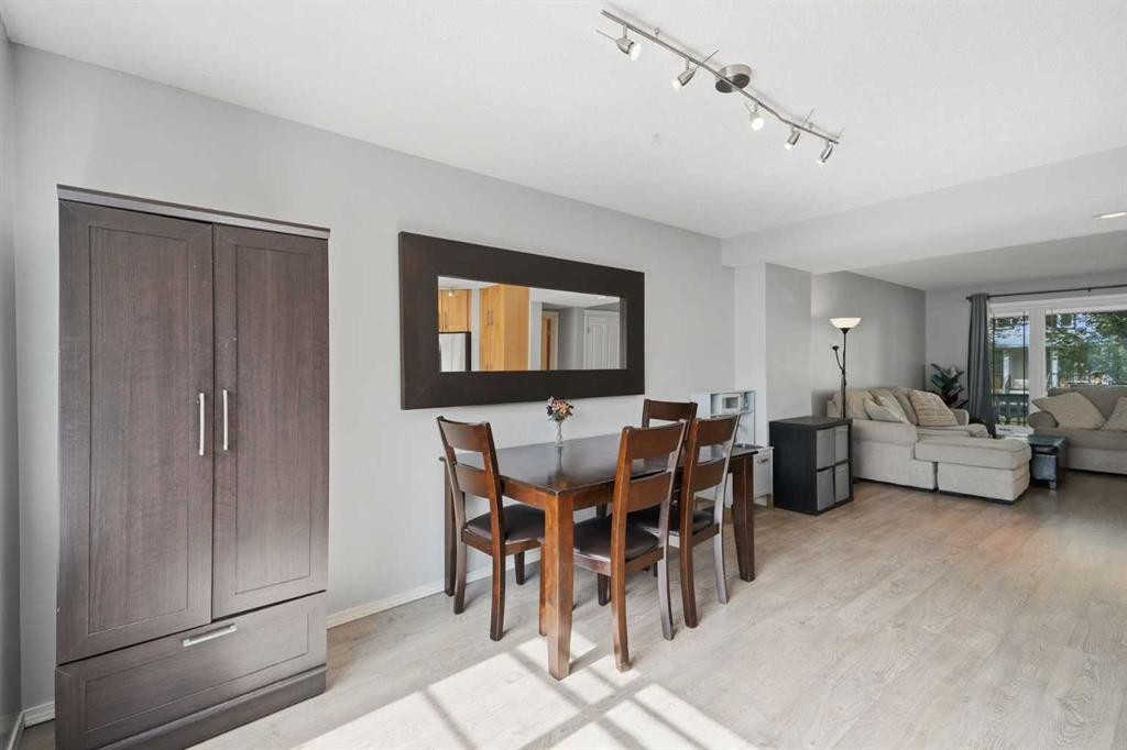 99 Prestwick Circle Se, Calgary, AB