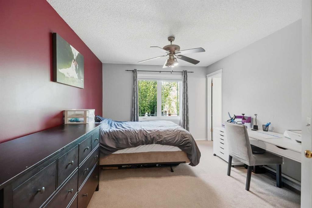 99 Prestwick Circle Se, Calgary, AB