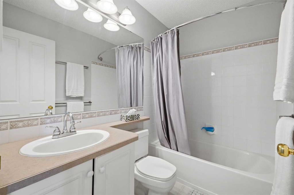 99 Prestwick Circle Se, Calgary, AB