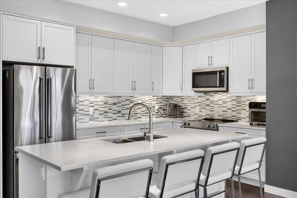 66 Cranbrook Drive Se, Calgary, AB