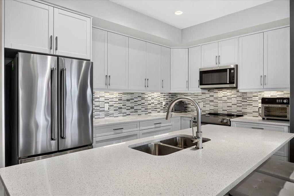 66 Cranbrook Drive Se, Calgary, AB