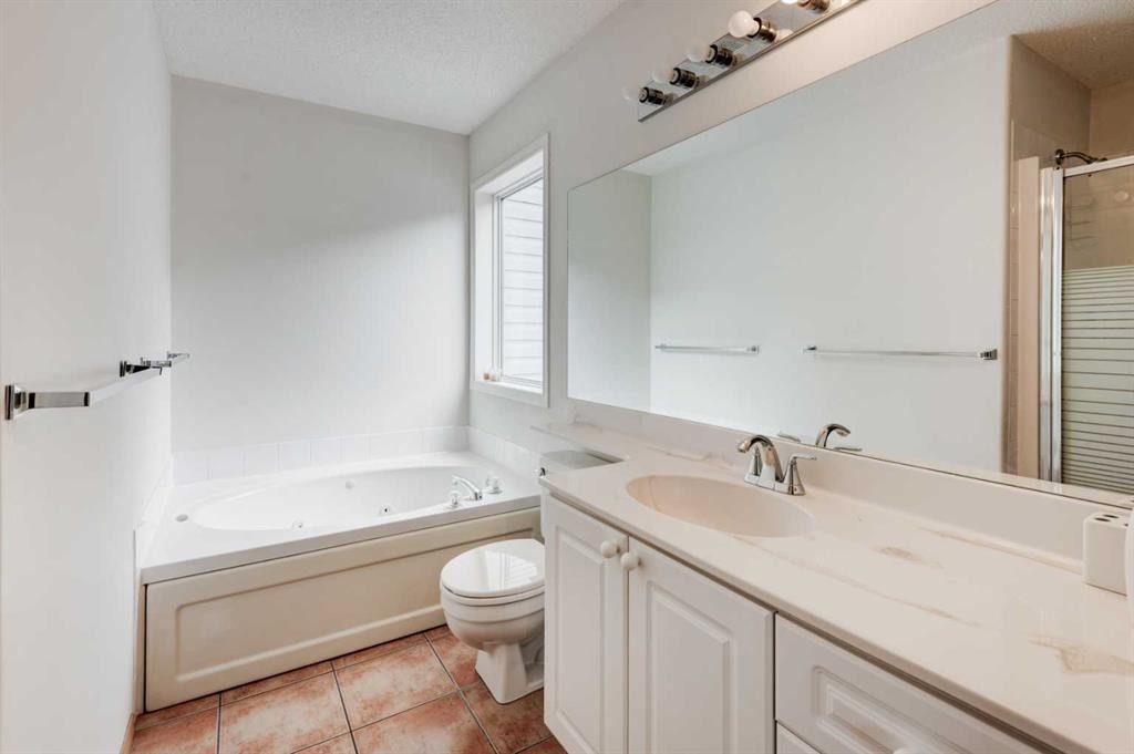 142 Somerset Park Sw, Calgary, AB