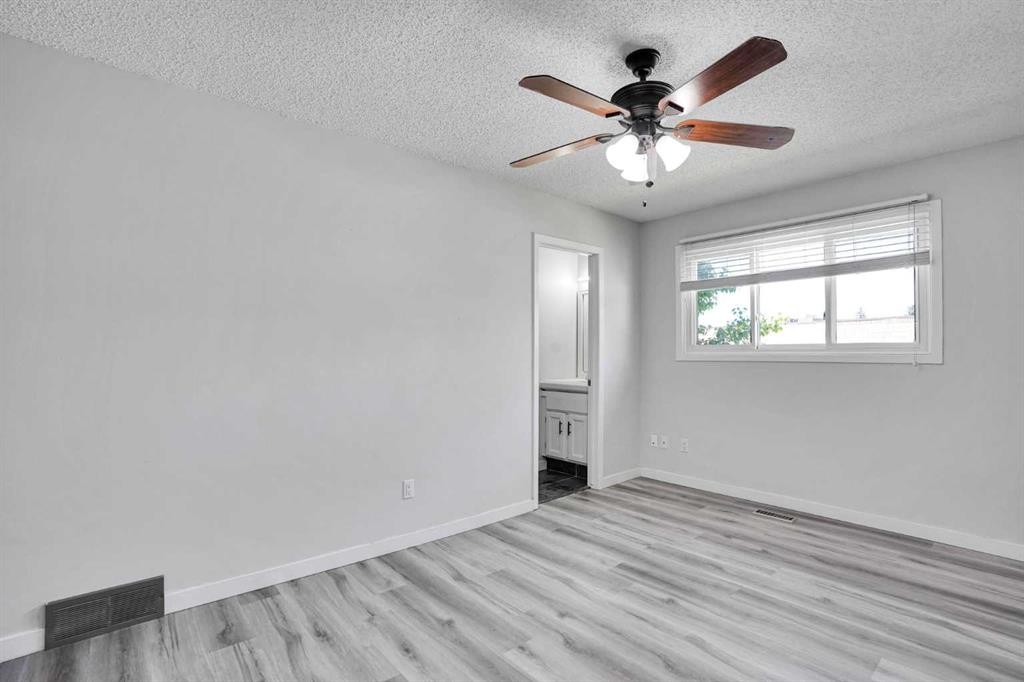60 Whitaker Close Ne, Calgary, AB