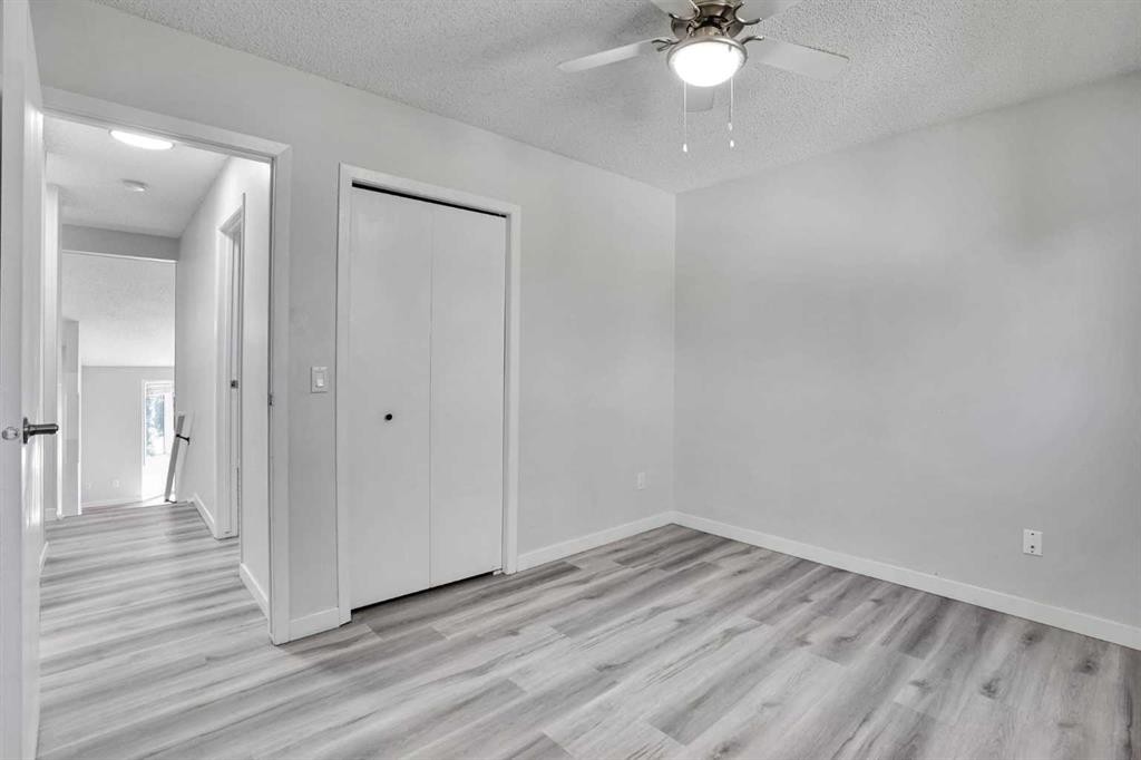 60 Whitaker Close Ne, Calgary, AB