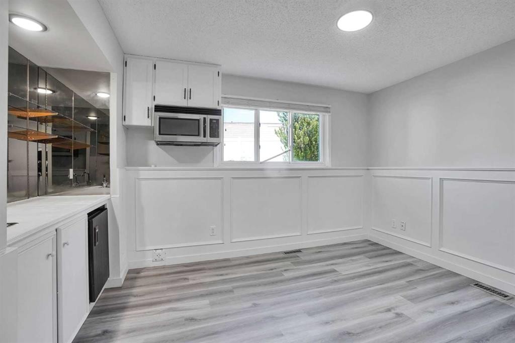 60 Whitaker Close Ne, Calgary, AB
