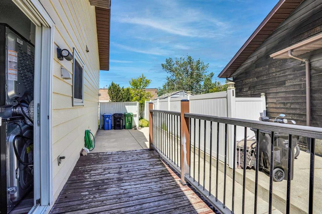 60 Whitaker Close Ne, Calgary, AB
