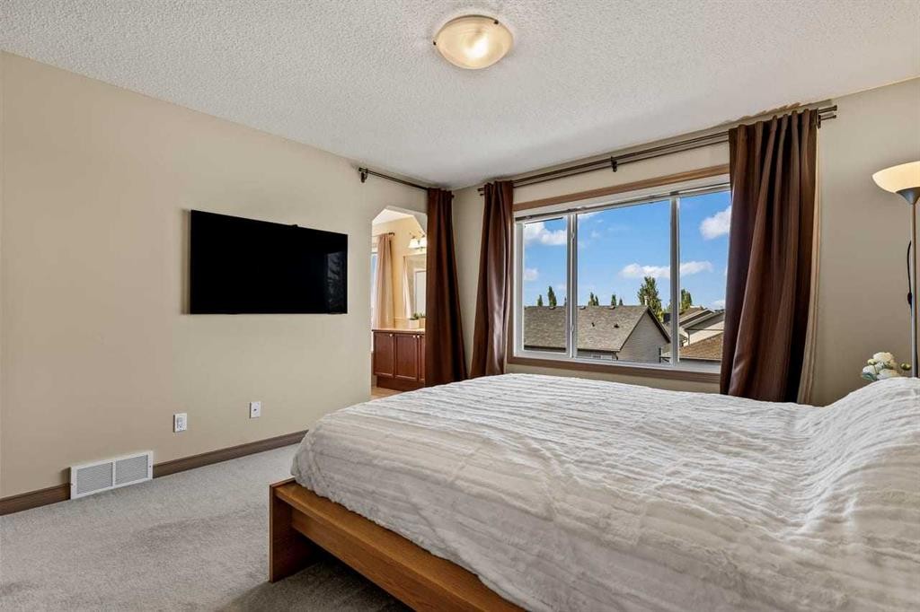 149 Everwoods Close Sw, Calgary, AB