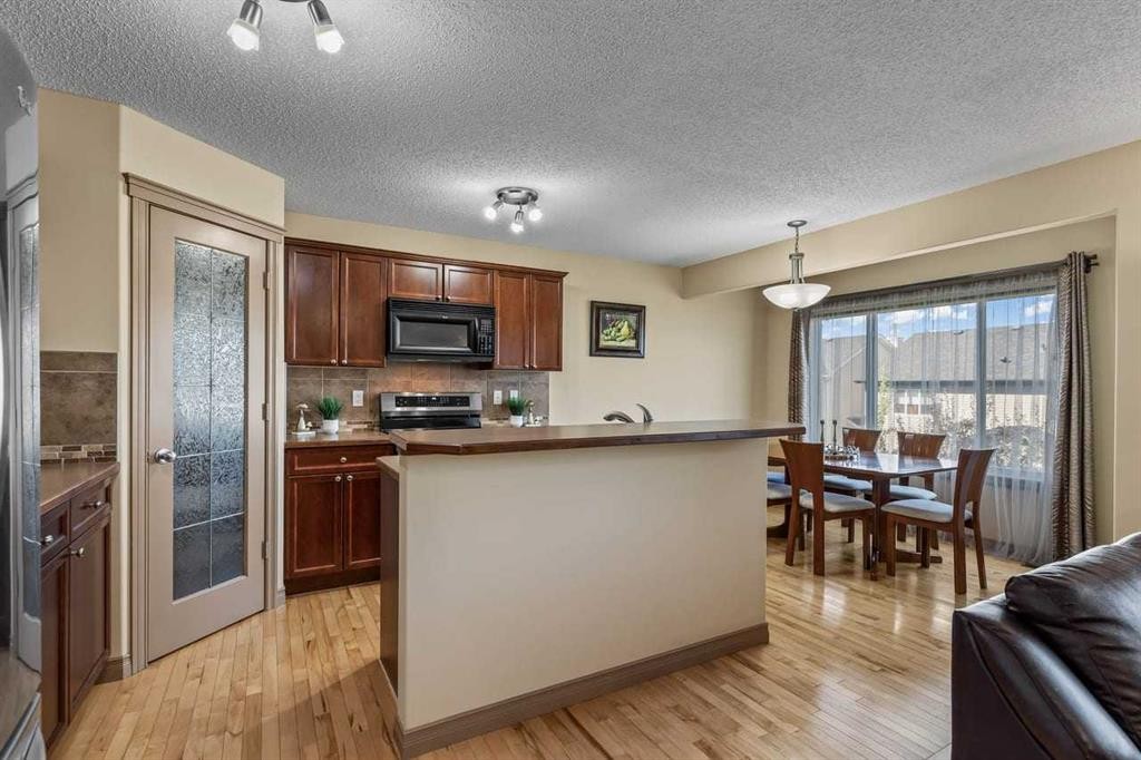 149 Everwoods Close Sw, Calgary, AB