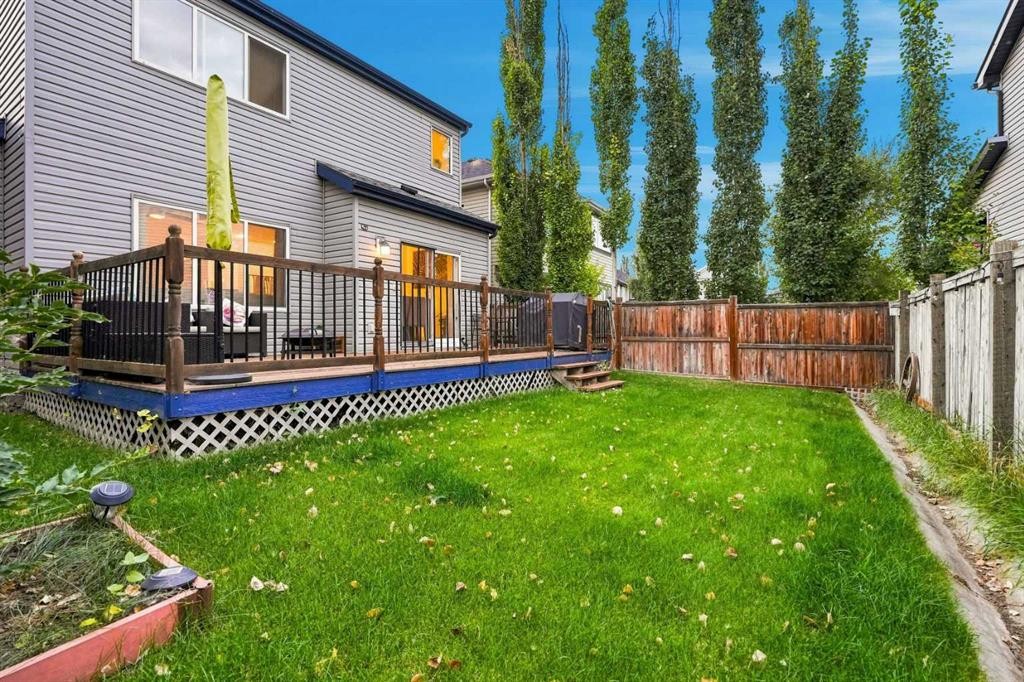 279 Copperpond Circle Se, Calgary, AB