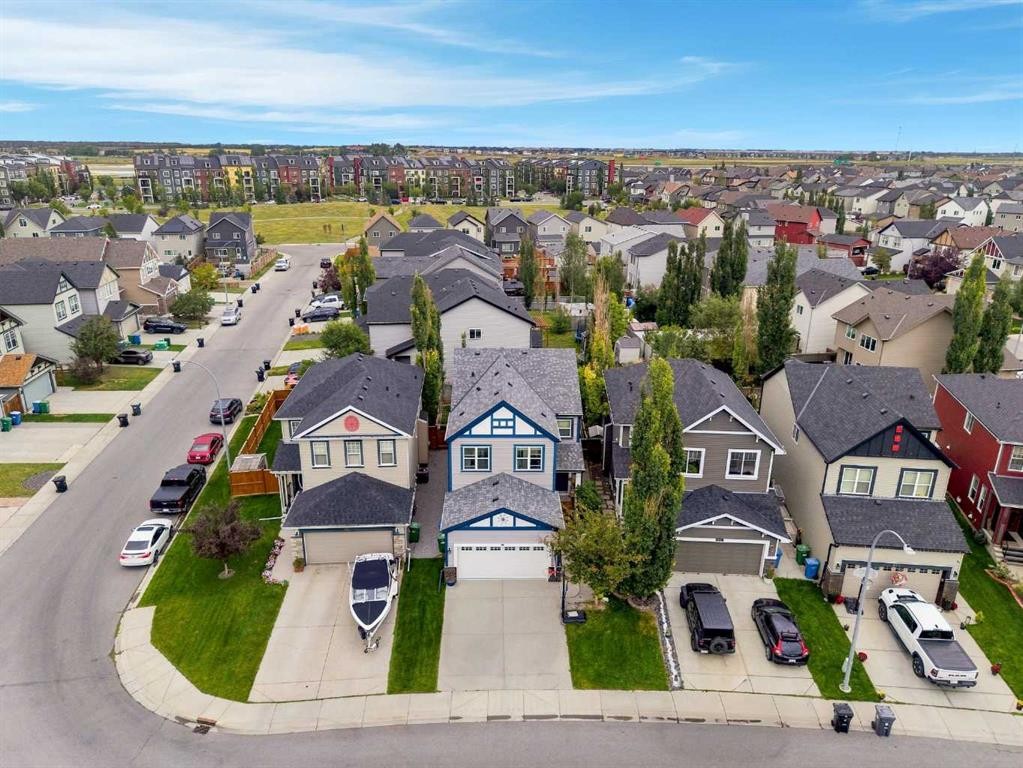 279 Copperpond Circle Se, Calgary, AB