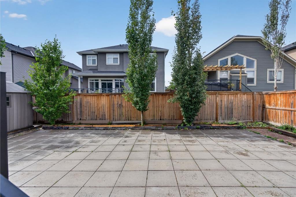 69 Rainbow Falls Boulevard, Chestermere, AB