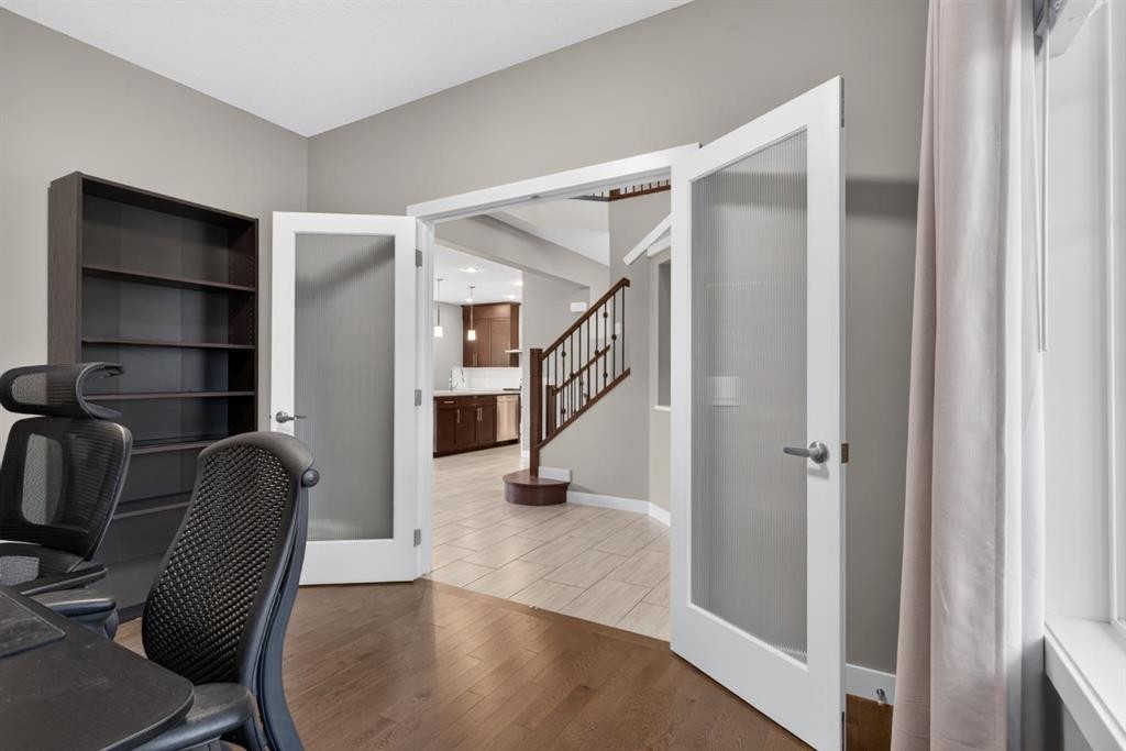 69 Rainbow Falls Boulevard, Chestermere, AB
