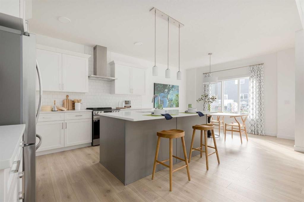 809 Savanna Crescent Ne, Calgary, AB
