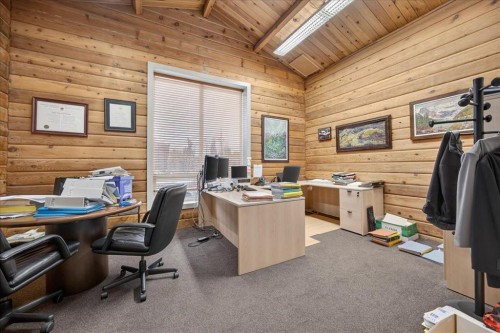 303 19 Street Nw, Calgary, AB 
