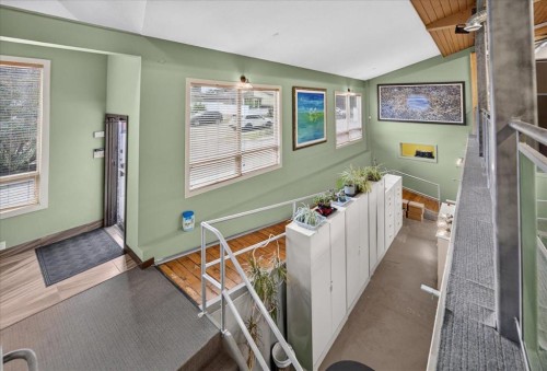 303 19 Street Nw, Calgary, AB 